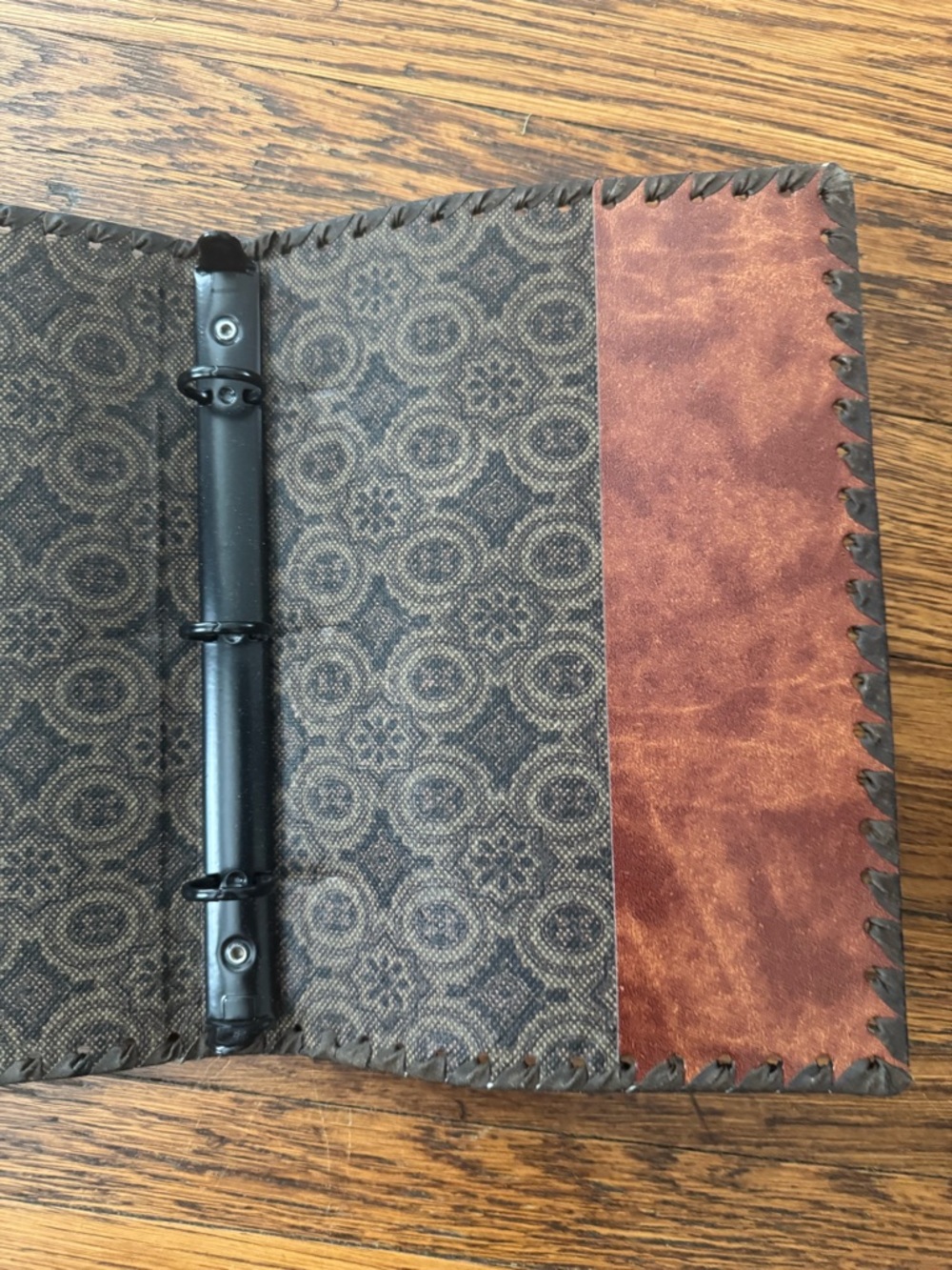 Italian Hand Tooled Lion in Shield leather Whip Stitched Edges journaled cover - Picture 4 of 9